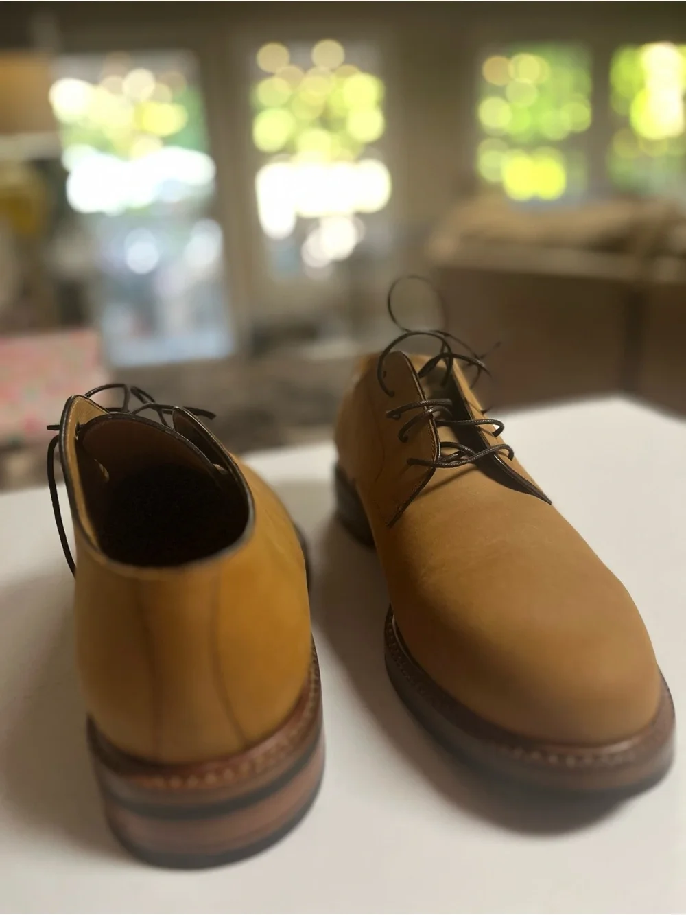 Beckett Simonon sleek tan